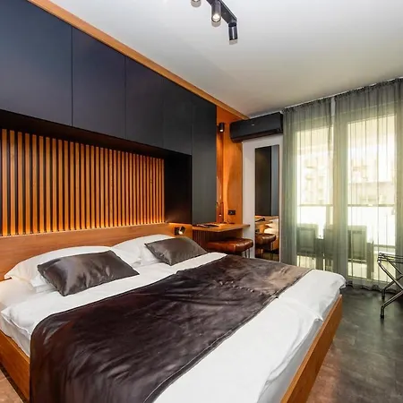 Апартаменты E&t - Luksuzni U Uvali Jazine, Задар