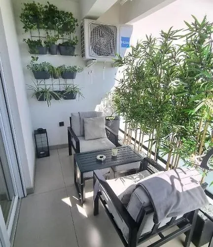 E&t - Luksuzni U Uvali Jazine, *