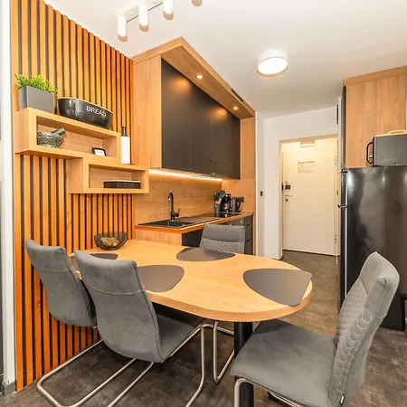 E&t Urban Luxury Apartment, Jazine Bay - Apartman *