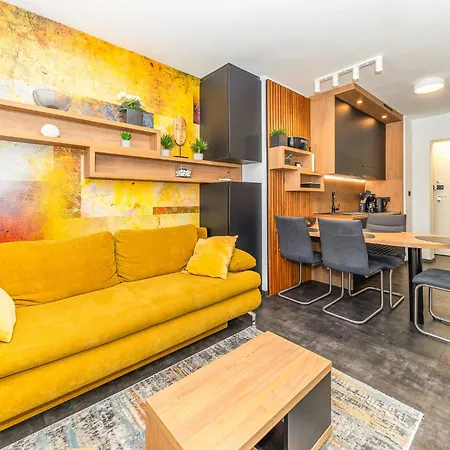Apartman E&t Urban Luxury Apartment, Jazine Bay - *