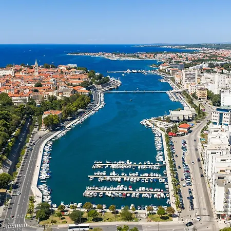 E&t Urban Luxury Apartment, Jazine Bay - Apartament