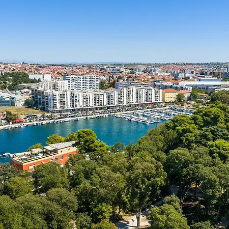 E&t Urban Luxury Apartment, Jazine Bay - Apartament *