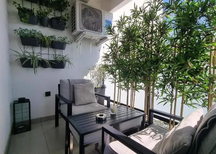 E&t - Luksuzni U Uvali Jazine, Apartament